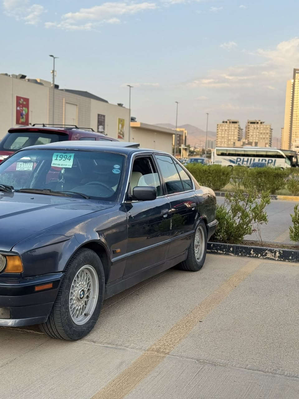 BMW525/1994  دووجام کارەبا گێڕ تۆماتیک ناو جەلدە تازەو لۆکە ڕەقەم سلێمانیە بێ کێشەیە سعری٦٣ مەجالی تیایە


**إذا كنت صاحب هذا الإعلان وتريد حذفه لأي سبب، رجاءا أرسل رسالة إلى الدعم الفني**