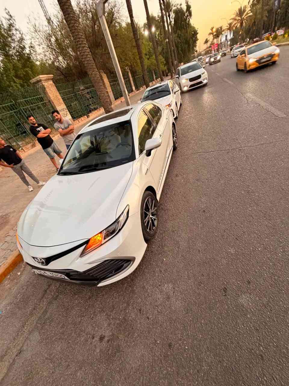 (السلام عليكم ورحمة الله وبركاته)
كامري وارد عبد لطيف 

الموديل: 2024

الفئة:GLE

فول موصفات  معروفه موصفات الكامري 

🔧 المحرك: 2500

ماشيه 26الف 

📍 الموقع: بغداد 

📞 رقم الهاتف:

***********

متوفر واتساب واتصال

السعر/238$وبيها مجال 

🛠️ الملاحظة:
بارد بلجاملغ الخلفي فقط
