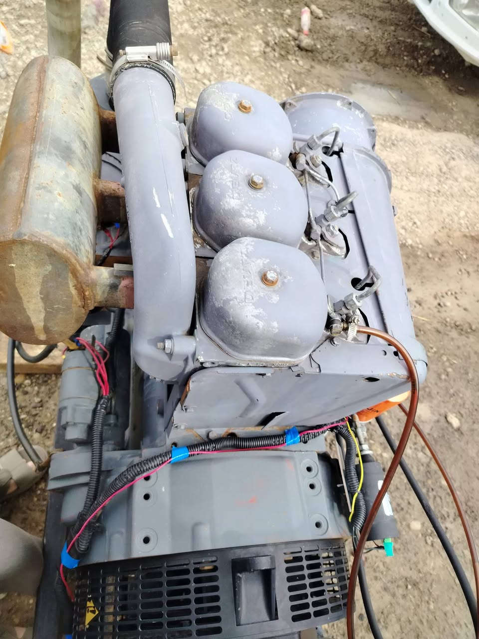 مولد دويز لبيع ٣بستم ٣٠كيفي مولده سونفور حلواني وربي بلادي وتو شاشه***********
