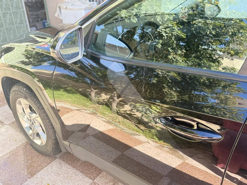 السلام عليكم توسان ٢٢مستوردها بيها جاملغ وباب صبغ وصار بيها حالوب قليل ماشيه ٥٠الف  رقم بغداد انكليزي جديده حيل السعر ١٦٨بيها مجال قليل مكانها بابل ***********
