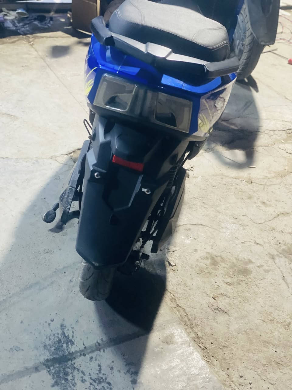 سلام عليكم دراجة أمتي ار مال حسن وحسين دراجة خير من الله نضافتهة ١٠٠/١٠٠ سعرهة٤٥٠ بيعة مجال حك الجية عنواني شعب  الاستفسار ***********
