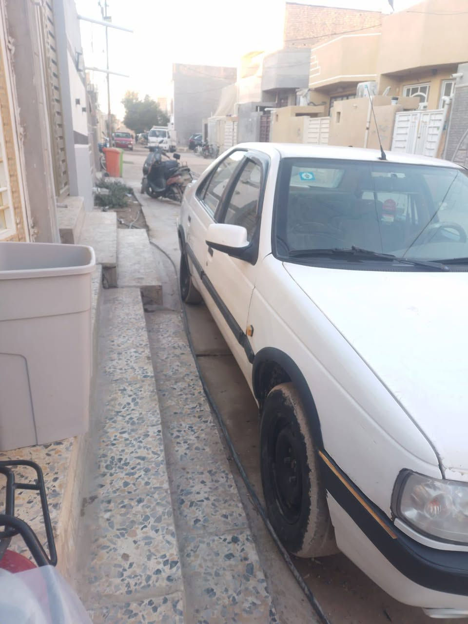 السلام عليكم بيجو  405 موديل 2012 للبيع مكينه وكير خير من الله تبريد وتدفئه شغال تخم تاير نظيف سياره بأسمي مكان السياره بغداد السعر 42 وبيها مجال
*********** بي واتساب
