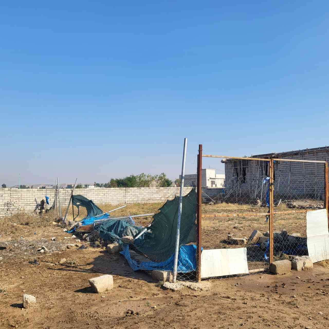 قطع أراضي للبيع وين تريد موجود اتصل ودلل شكد تريد عندي وسعار مناسبه جدا ***********
