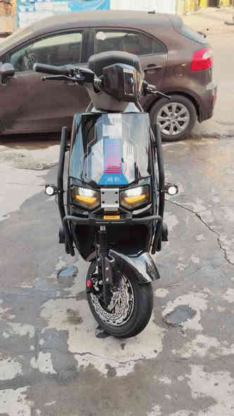 سلام عليكم دراجه شحن للبيع صار شهر من طالعه من الشركه مكفوله من كلشي وجميع الملحقات موجوده 

شاشه كبيره تكشف اعطال الدراجه ولتنبيهات بريك امامي خلفي دسك هايدروليك
لايت عالي ناصي زنزن
بك لايت لد LED
اشاير امامي خلفي لكزز لد
دبل اشاره
نضام بك الرجوع الى الخلف
شره جانبيه متغيره الالوان
درع محيطي لحمايه الدراجه
دبلات امامي خلفي غاز 
 مساحه تخزين واسعه +جنطه خلفيه 
بصمه تشغيل + انذار سرقه + سويجات 2 
عدد البطاريات 6 مصطره الحجم الكبير نقطع مسافه بل شحنه الوحده 70 كيلو حيقي
سرعه الدراجه حقيقي 90
شاحنه تدعم الشحن السريع 
مكان بغداد المشتل شارع المطبك 
سعر الدراجه 800  وبيه مجال 
رقم الهاتف ***********
