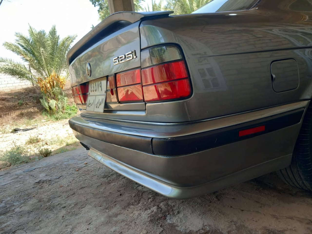 بيئم 525 موديل 95 سياره بلاديه بدون خياس نضيفه رقم اربيل تلفون *********** سعر 65 عنوان نعمانيه
