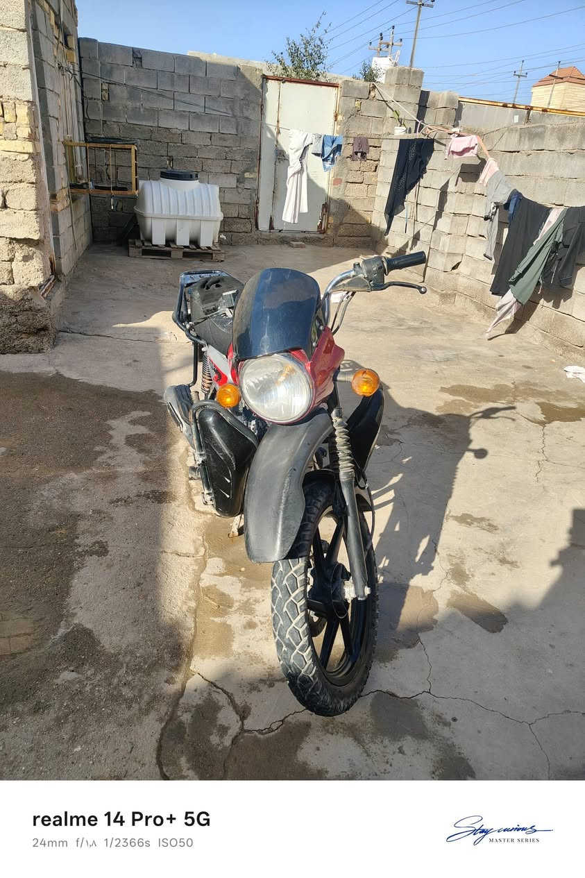 دراجة بوكسر 2021 مكينة مكفولة فقط كلجات تعبانة دراجة نضيفة وحلوة سعرها مليون و 400 وبيها مجال بسيط ***********
