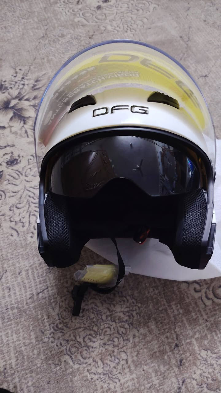 حذاء كلش حلو ونظيف وجديد مال دراجات هارلي والسعر 25 قفل  والعنوان بغداد قرب جسر الدوار  ركية فاضل  ***********
