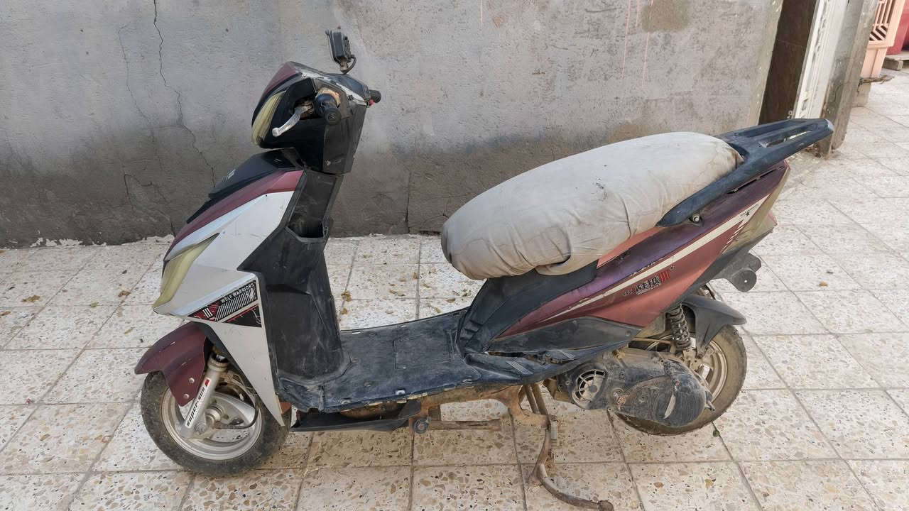 دراجه سكنس للبيع عطلانه عطلانه
السعر 100قفل  المكان الوركاء  رقم ***********
