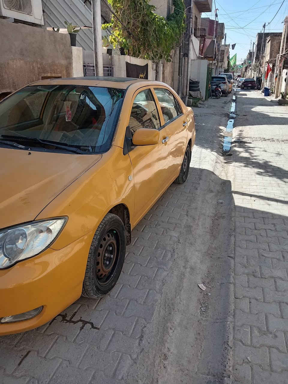 سلام عليكم من رخصة الادمن للبيع بي واي دي اف ثري موديل 13 سيارة جاهزة تبريد تخم تاير دواخل شاشه بأسمي تحويل ثاني يوم  مكاني الوشاش  السعر 55 ورقة بيه مجال قليل للاتصال ***********

