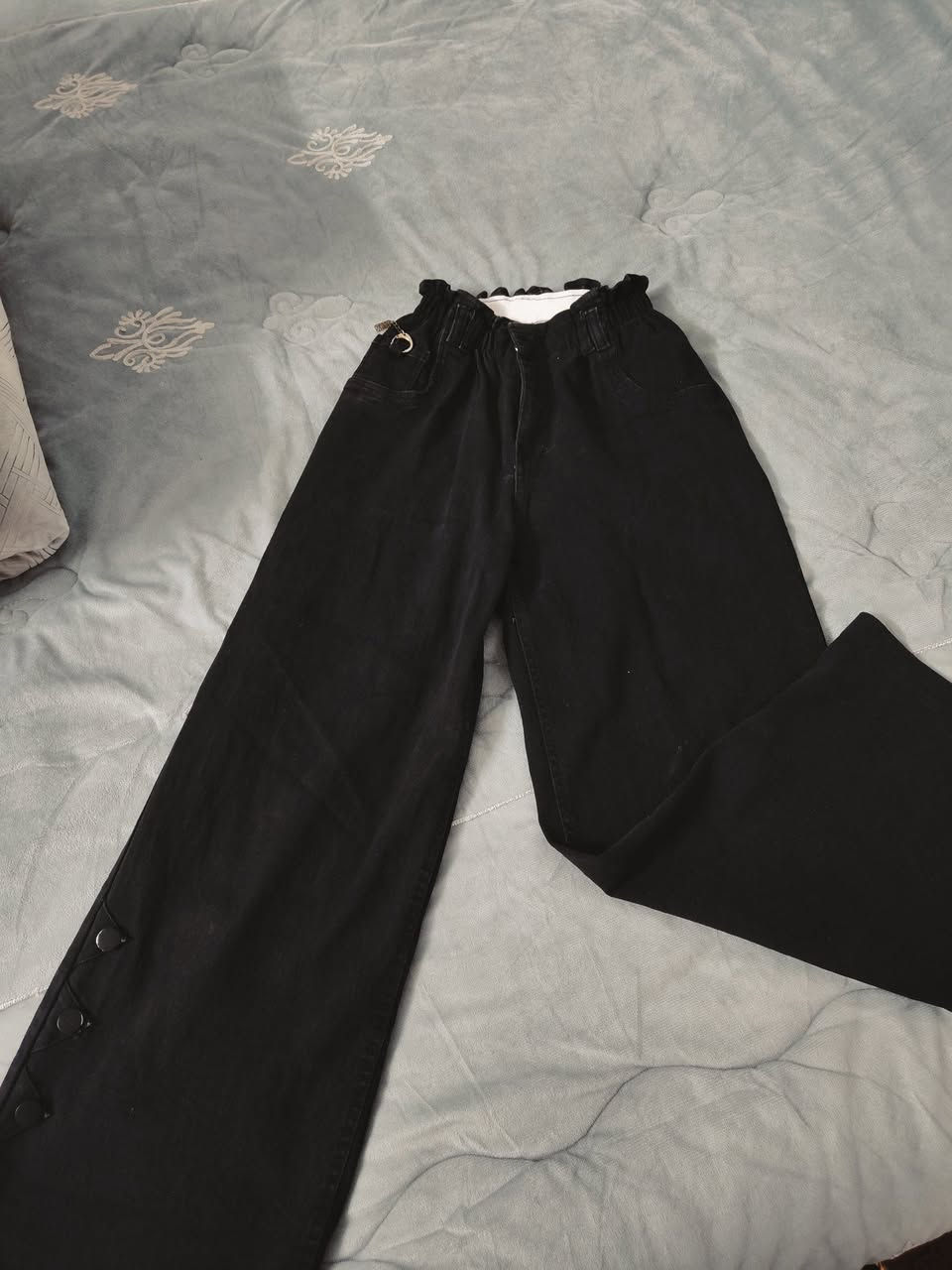 قطع اخو جديد والقياس 38 و 40 تلبس سعر قطعه عل 10 الف توصيل فقط عندي


**إذا كنت صاحب هذا الإعلان وتريد حذفه لأي سبب، رجاءا أرسل رسالة إلى الدعم الفني**