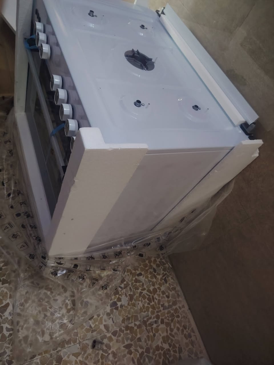 طباخ فرن جديد بعد ما مستعمل العنوان موصل حي السماح قرب محطه المشاعل رقم الهاتف ***********ااسيا وبي واتساب السعر 300وبي مجال شي قليل
