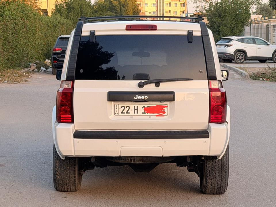 سلام عليكم
جيب كوماندوس للبيع

موديل 2010

وارد امريكي حادثها فقط باب

مصبوغه حزام للجمالية فقط

كير مكينة تبريد كفالة

ترايك وين متريد

سيارة جاهزة للاخير

مكان السيارة بغداد المشتل 

السعر 90$ 

‭0771 395 4457‬

***********
