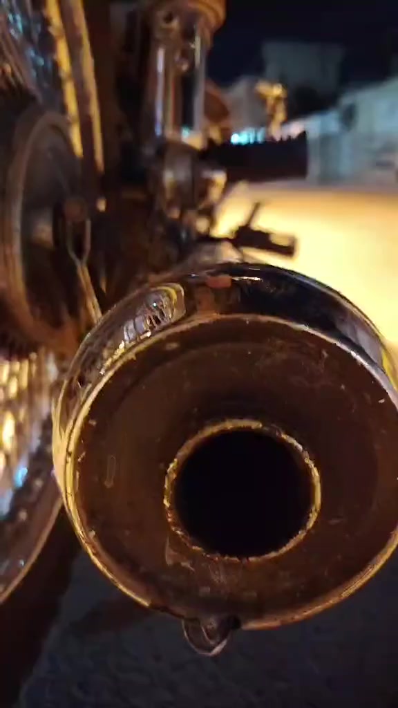 ماطور للبيع مطار نظيف وهذا قدام العين موتور السعر مالو 300 عنوان موصل جنب ليمن وادي حجر ***********
