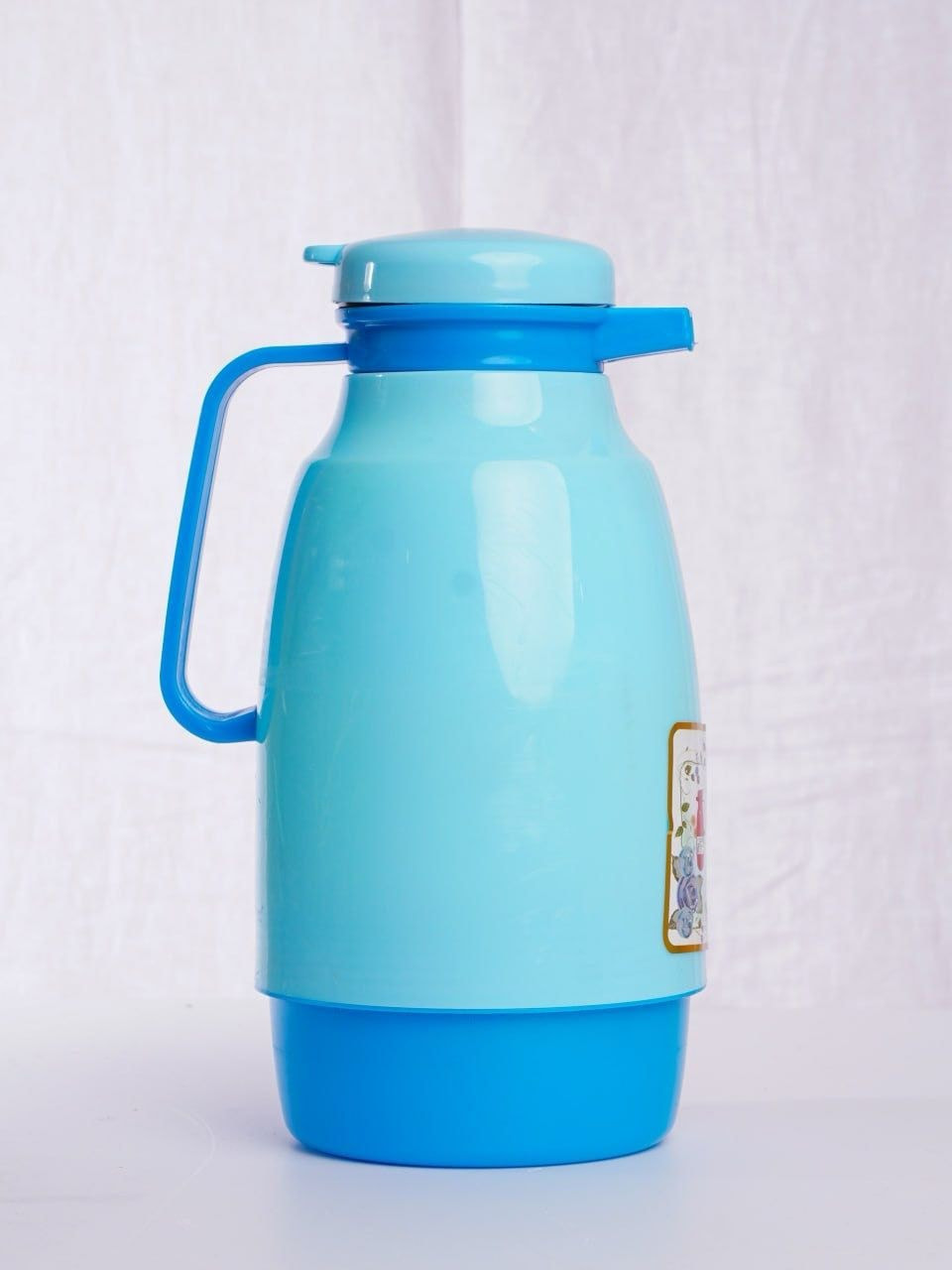 ترمز شاي الاصلي بي ضمان  تعبائه الكارتون 24قطعه ب3500القطعه الكارتون ب85000الف الكارتون والتوصيل مجاني داخل الديوانية والجميع محافظات  اقل طلب كارتون  البيع فقط جمله العنوان ديوانيه شارع المواكب مقابل جامع المصطفئ ونهاد الحسناوي  اتصال ع الرقم واتساب  ***********
