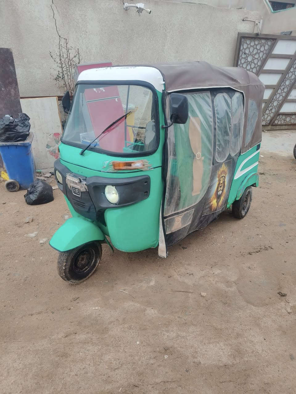 سلام عليكم تكتك باجات موديل 2022تكتك أدوات مكفوله عشارين سعر 3مليون وتلاثميه العنوان الجزيره  شط العرب المو شراي لايتصل رقم الف***********
