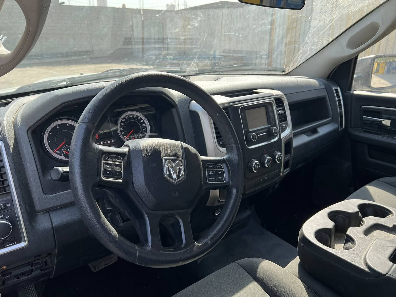 &
دوج رام كلاسك وارد امريكي موديل2023
بية باب سرقة وجاملغ حادث وطارف البنيد 
بدون دواخل بدون ايرباك 
شواصي ولغود كفالة 
سيارة كلش حلوة وكل نقص مابية 
مكينة6سلندر3600
مرقم بغداد بسمي تحويل 
سعرة 168$وبية مجال بسيط 
مكاني بغداد جسر ديالى جديد 
***********
