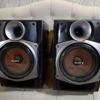 زوج سبيكر ماركه سوني نظيف كلش السعر 150  الف 07502069047  واتساب