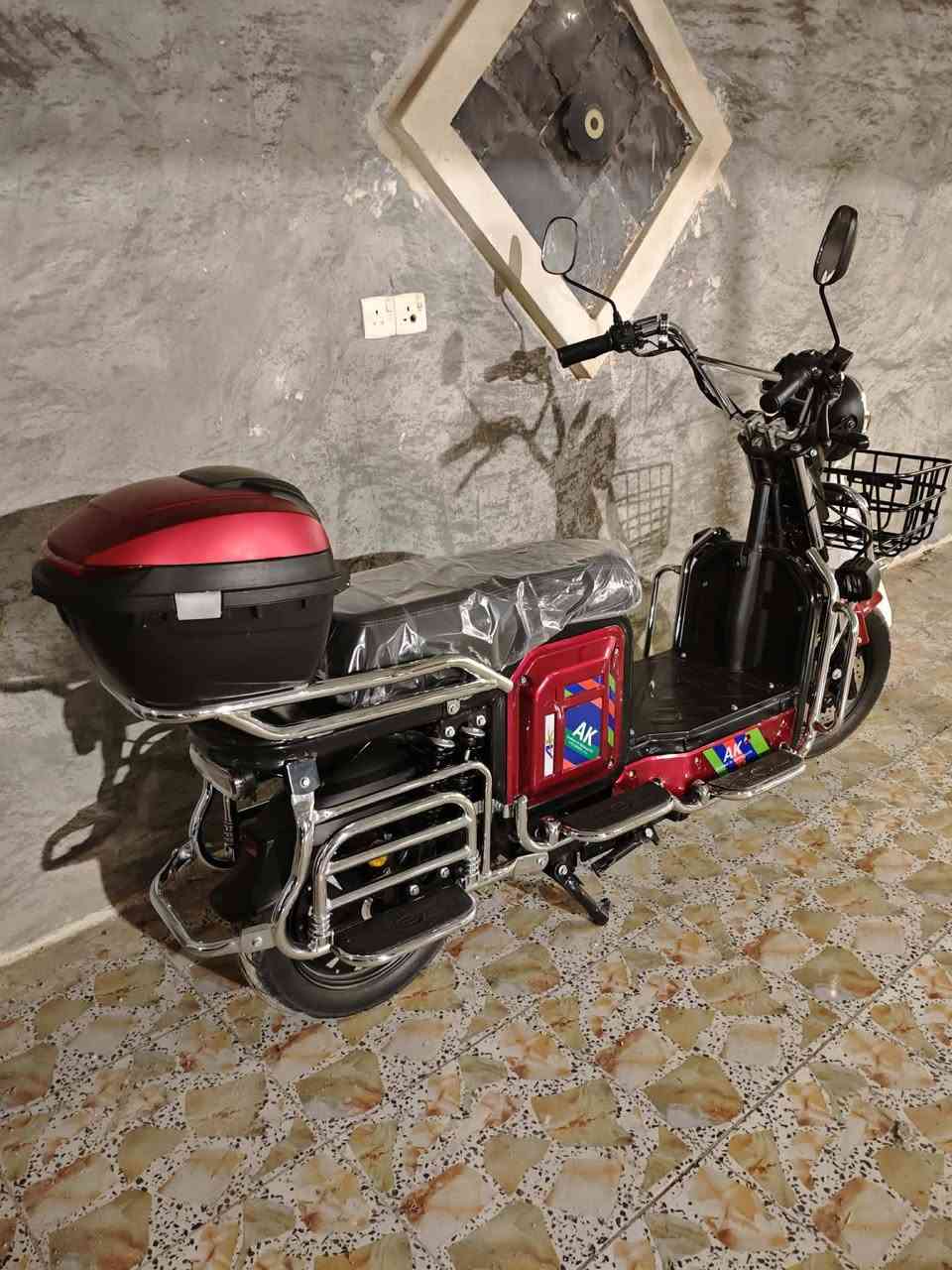 موطور. جبلي. ابو سله موديل2026. عدد بطاريات 7. اي نقص ما بيه دراجه استخدام شهر او 10 ايام. ماخذه من جمعيه. سعر 825 او بيه مجال بصيط
رقم *********** ،مكاني فلوجه
