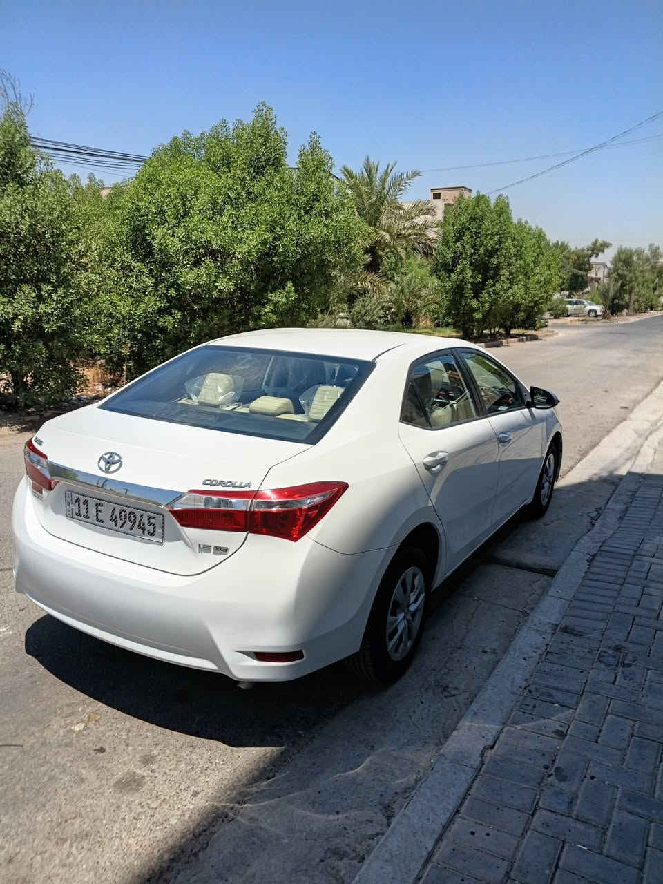 السلام عليكم سيارة للبيع تيوتا كورلا خليجي موديل ٢٠١٥ الشركة العامة رقم بغداد جديد هزة جديدة السيارة مكفولة من الصبغ مكينة كير مكفولات على وضع الشركة السيارة سبير منازل العدة الشركة كاملة مع الكتلوكات سويجات عدد ٣وكاعيات الشركة منازلةمكاني بغداد والسعر ١٣٥ وبي مجال  للاتصال***********
