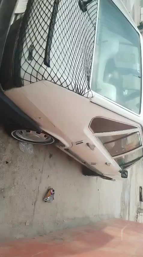 موصل حي البكر 
برازيلي 1982

محرك وكير جدد ١٨٠٠

٥ كير

داخلها دشبولها نضيف

كهربائيات نص ونص

صدرها نضيف 

تخم تاير

بطاين البوب موجوده  نضيفات  
 السعر 20
مكان موصل حي البكر للستفسار واتساب فقط ***********
