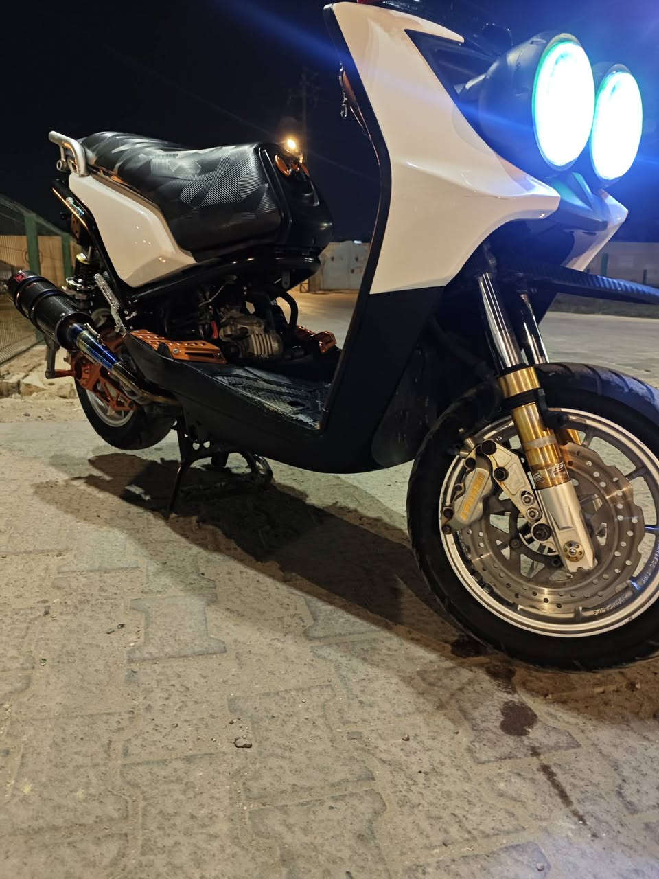 سكنس جبلي ام عيون موديل🉐 14
فول تزويد ما عايزة برغي🪬
ويل مشيف بلادي
صدر كامل بلادي ذهبي 
ركبة رياضي
يدات رياضي
مقابض رياضي
جك صفح رياضي
سبايدر رياضي 
بك لايكZ
دبلات خلفي رياضي 
صالنصة بوري عدل كاربون اصلي
عقلRC رياضي قابل للبرمجه🙈
كور KOSOبلادي هاوننن🙉
مكينة 59.30
كلجات رياضي
زرع لد متغير +زرع عدسات تاهو
هاوزن رياضي
سلف رياضي
جاملغ كاربون 
قاعدة رقم tmax
فراك بريك KOSO
شمعه شيال KOSO
الدراجة مصروف عليها كلش هواييي ما عايزة اي شي
مكان نجف 
رقم***********
