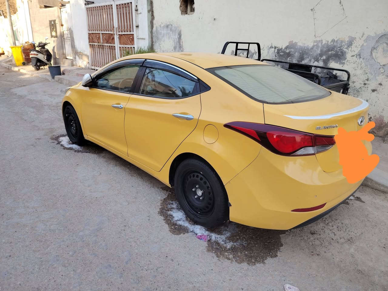 سلام عليكم لنتره خليجي 15بسمي رقم بغداد اخوان كلشي موضح بل سونار مكينه مفتوحه سعر 117مكان سياره دوانيه مركز ***********
