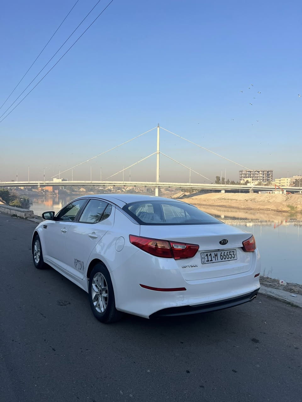 السلام عليكم جميعا
كيا اوبتما 2015 خليجي محرك 2000 دوش مال الشركة الدولية 
السياره مكفوله من الصبغ والضربه 
بيها بارد عله كد شبر 
المحرك والكير مكفولات عله وضع الشركة 
السيارة جاهزة من كلشي كاملة مكملة 
مابيها نقص اي شي 

منضومة زنون اصلية 
شاشة كامرة 

مكاني بغداد الكرخ 
للاستفسار ***********
