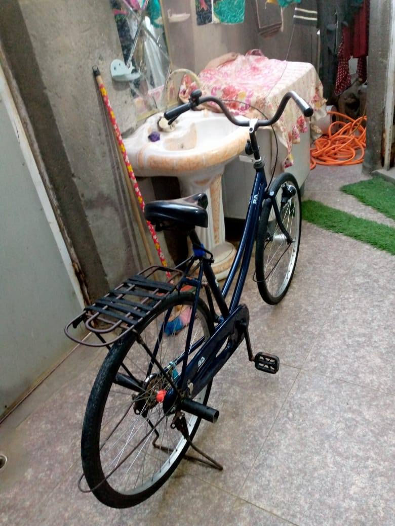 السلام عليكم باسكل BD. لون نيلي. مديل 2018 مختم. باسكل مال حاويه نضافه 95. مكان الناصريه الصالحيه. السعر 120 وتفاصيل باقيه خاص 🎌


**إذا كنت صاحب هذا الإعلان وتريد حذفه لأي سبب، رجاءا أرسل رسالة إلى الدعم الفني**