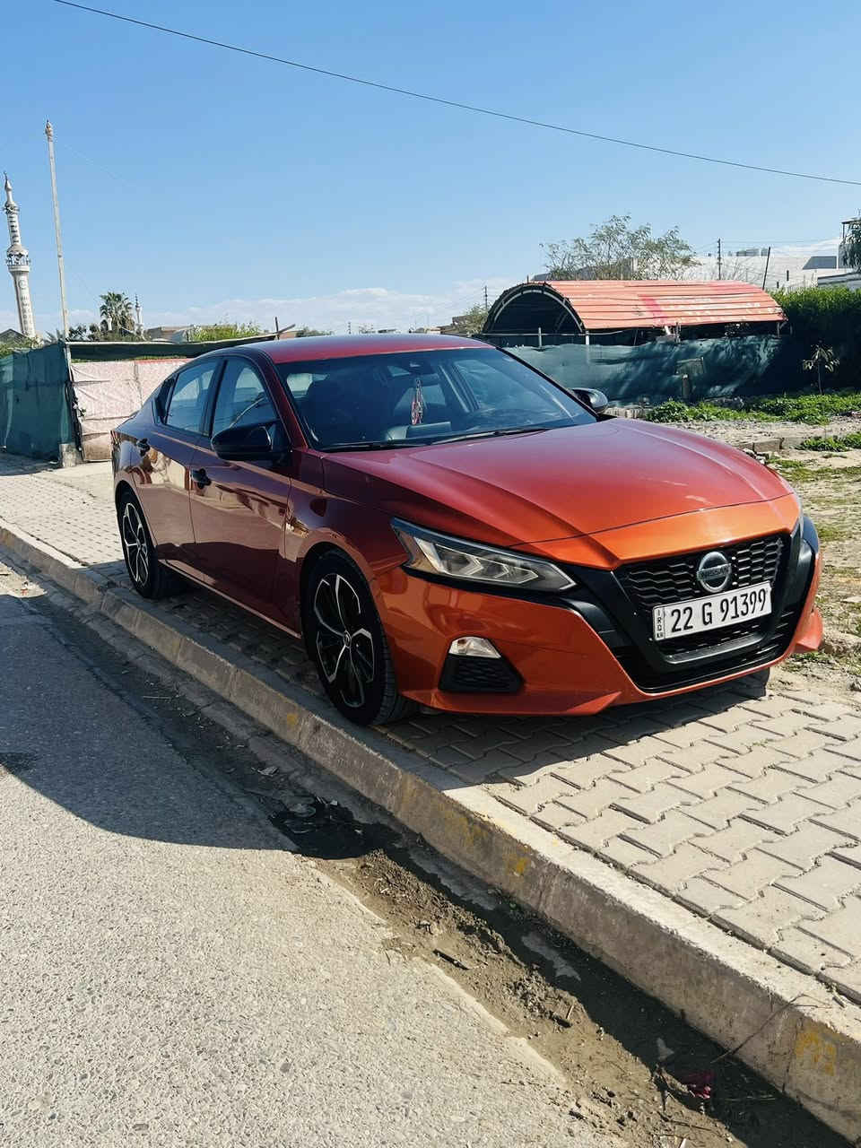 سلام عليكم
نيسان التيما 2022 sr بدون سلايت رقم شمالي محرك 4 سلندر 
السياره حادثها بس دعاميه تقرريها موجود السياره نظافه 95 بل ميه ماشيه 120 km كير محرك شرط السياره ע دواخل ولا بدنه 
مكان سياره كركوك *********** سعرها 178 وبيها مجال السياره مو مال معارض استخدام شخصي
