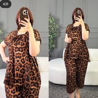 بنات • ملابس بنات