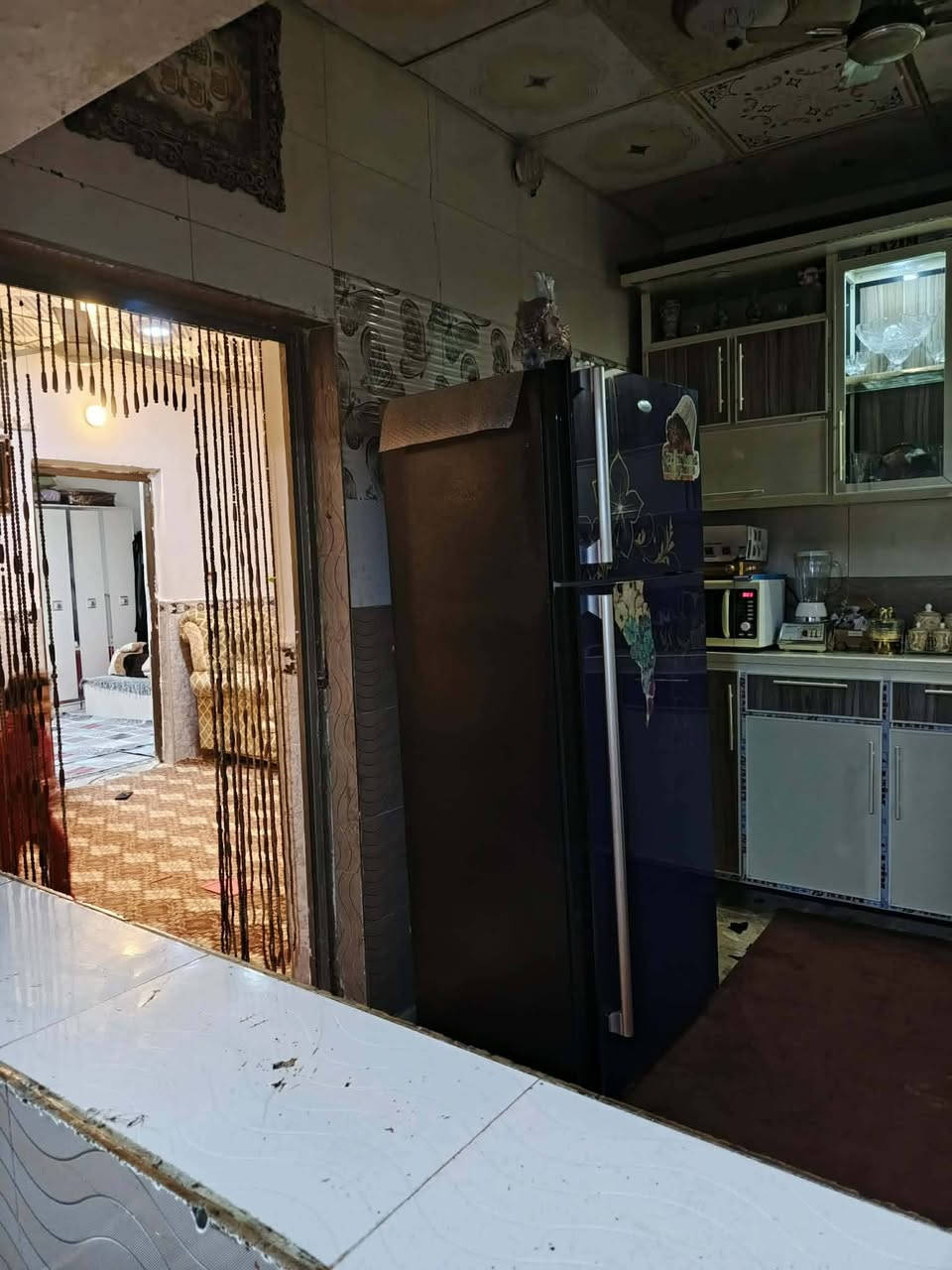 السلام عليكم 
بيت 150م زراعي سند 25 اقرار محكمة في منطقة ال بندر فرع الحولي جسر عبدالله عويز 
يتكون البيت من غرفتين وصالة وستقبال ومطبخ وصحيات داخليه وخارجيه وطارمه البناء طابوك والسقف عكاده ارضية كاشي أي ستفسار خاص

السعر 37


**إذا كنت صاحب هذا الإعلان وتريد حذفه لأي سبب، رجاءا أرسل رسالة إلى الدعم الفني**