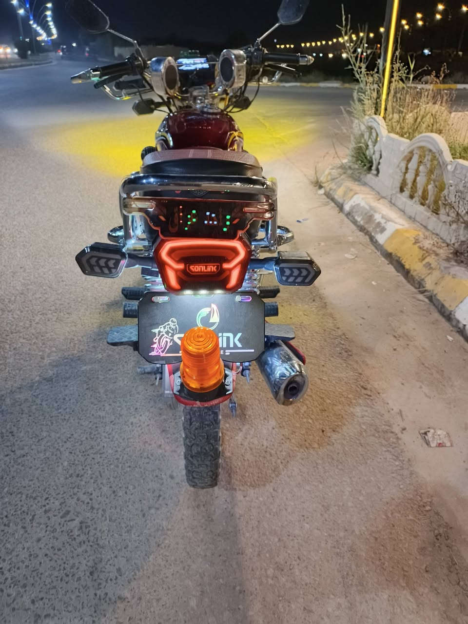 سولنك موديل 24 ضاغطه وزنجيل محرك 150 بعده عشركه فول الفول كماليات برغي مامفتوح بي يرهم بيع ويرهم مراوس واي استفسار هاذا رقمي ***********

