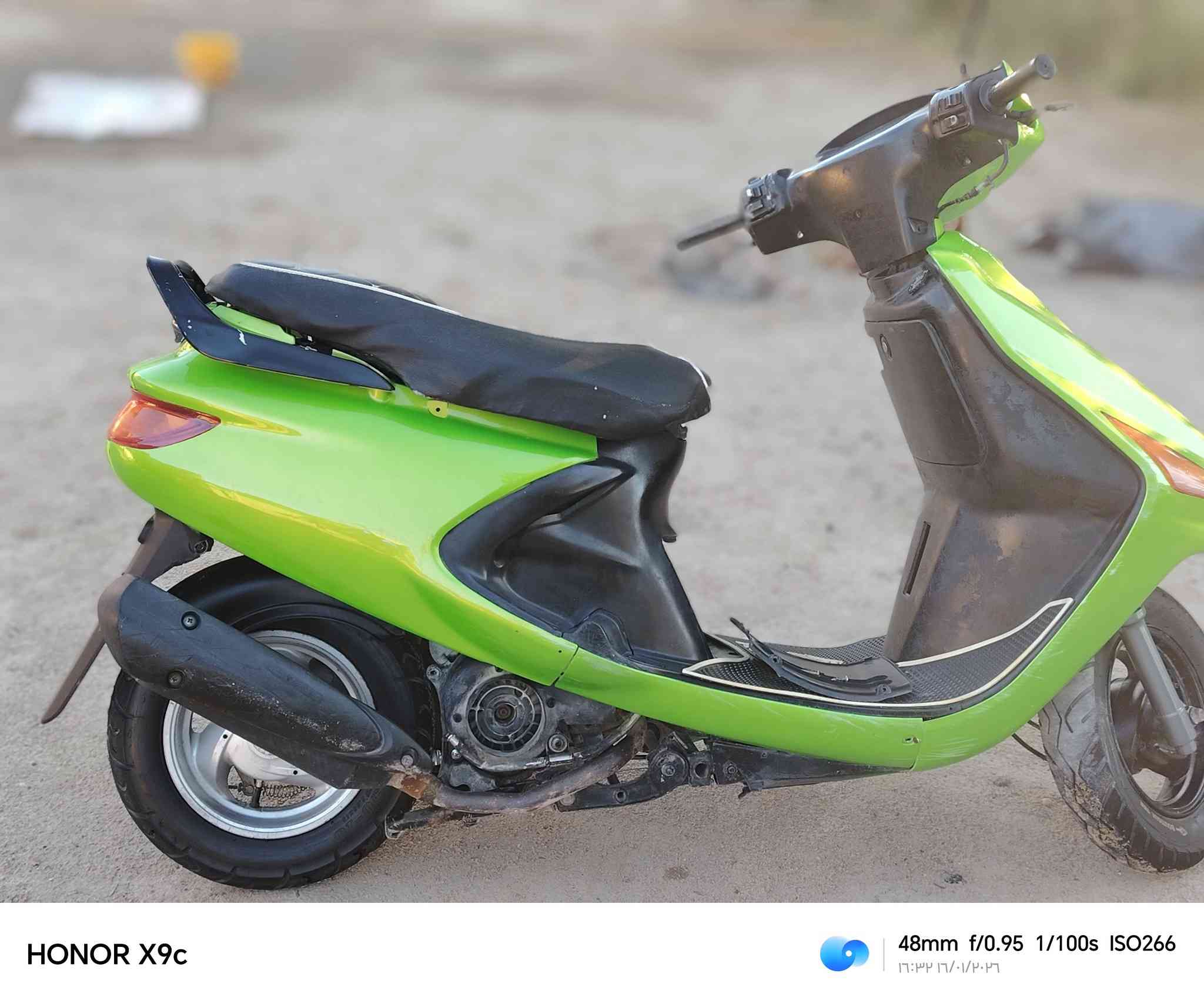 دراجة فراشة للبيع 
لون مميز / تفاحي 💚
مكينه صارلها فترة من مجفتها ولفات وبستم فقط 
شلعة تشك الكاع معدلها 90 كلجاتها بلادية 
كهربائيات كلها شغالة 
نضافة كدام عينك 
السعر 400 وبيها مجال للشراي 
التواصل على الفيس او رقمي ***********
