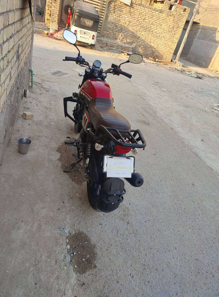 سلام عليكم دراجه دايوان لاتي موديل 2022 مرقمه بغداد بعده بأسم معرض النور دراجه خير من الله نضافه فول  مكاني بغداد مدينة الصدر قطاع 38 السعر 2250 وبيه مجال  للستفسار اتصل على الرقم ***********
