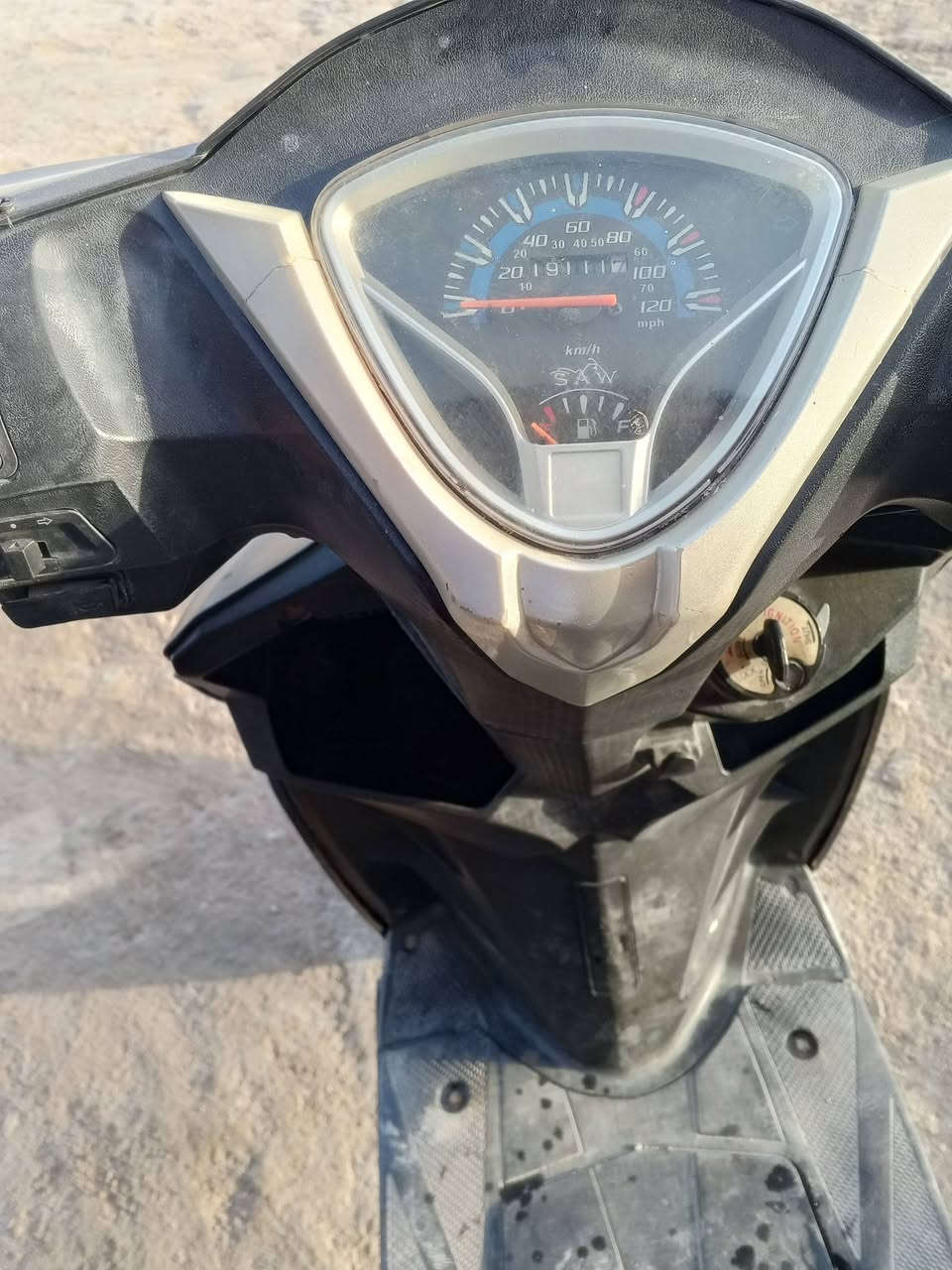 للبيع القرنة شغال كلشي سلف هندر كهربائيات سعر 400


**إذا كنت صاحب هذا الإعلان وتريد حذفه لأي سبب، رجاءا أرسل رسالة إلى الدعم الفني**