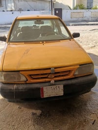 سياره للبيع وبيها عطل بسيط والسعر 13 وبيها مجال الرقم:  07821113753