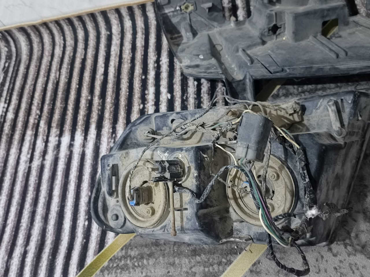 لايات جيب شيروكي مديل 2000الى2004 مستعملات هنه وكلوباتهن شغالت وضفيرتهن جيب وشد كبل بس رادلهن تلميع سعرهن70الف مكان بصره


**إذا كنت صاحب هذا الإعلان وتريد حذفه لأي سبب، رجاءا أرسل رسالة إلى الدعم الفني**