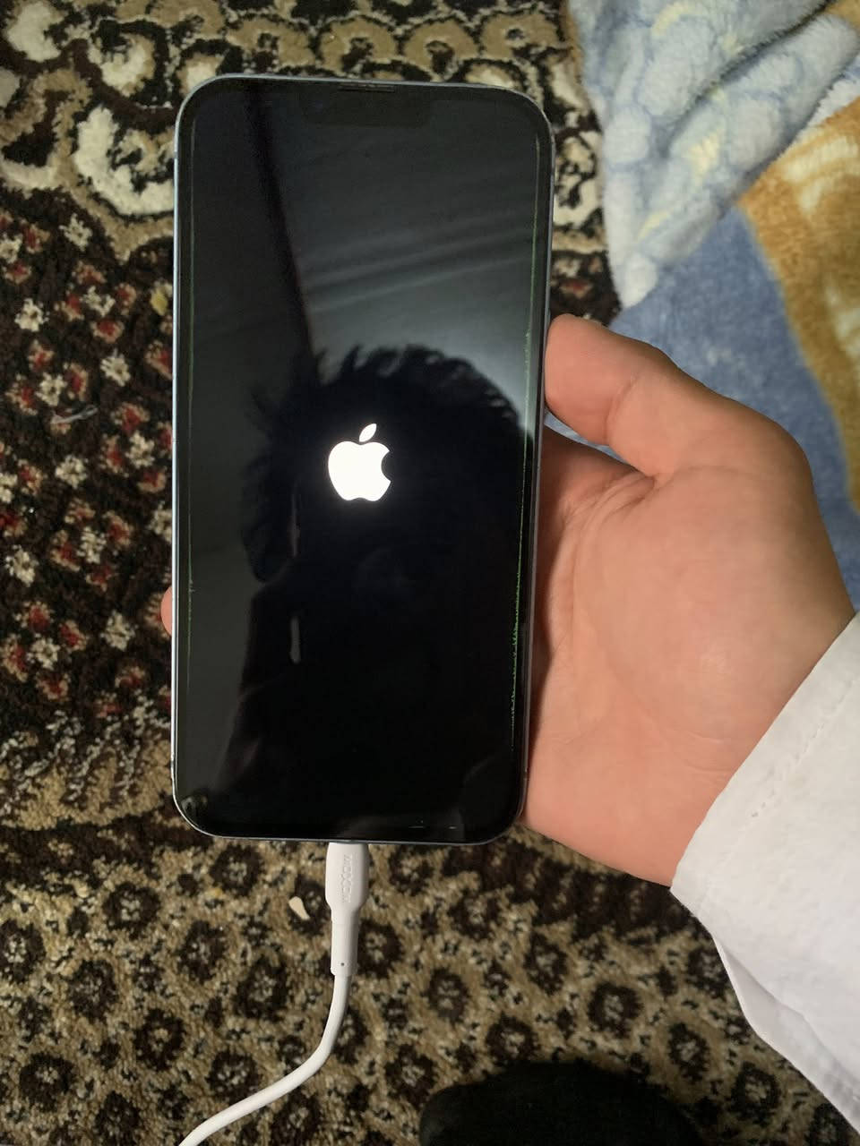 ئایفۆن 14پڵەس 128گێگا 1سیم+ئیسیم  
پاتری 85🔋بیلاد پشتی شکاوە
فەیس ئایدی ئیشەکات شاشەی گۆڕاوە  بە ئەسل ئیتاری شاشەکە سەوزیەکەی هەیە شاشەکەی نەگرتۆتەوە 
٣٠٠هەزار قفل قفڵە شوێن کەلار گەیاندمان هەیە🚕
***********ئاسیا&واست ئەپ
