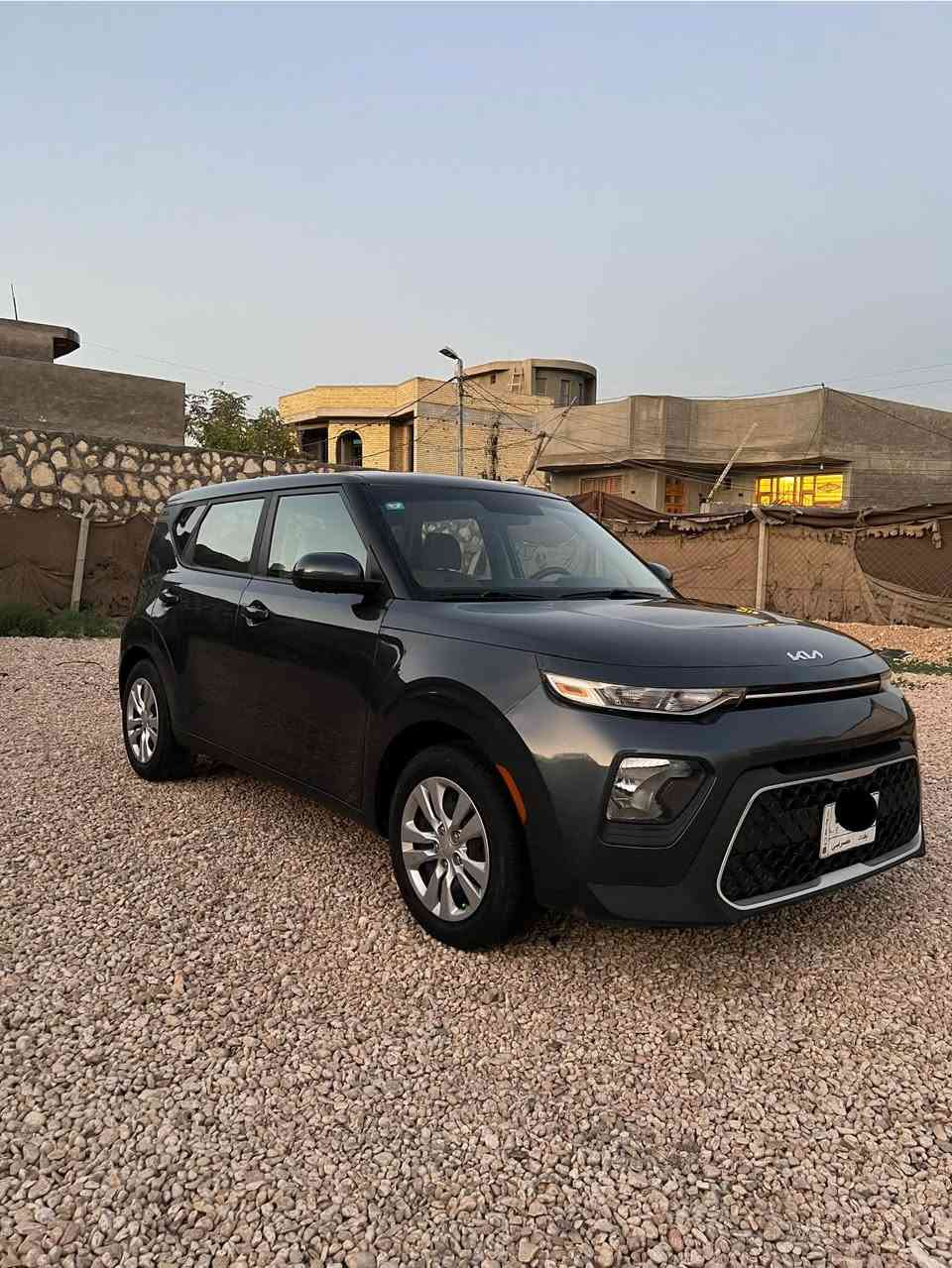 السلام عليكم
للبيع صول نظيفة حادثه فقط بنيد مبدل 

سياره رقم بغداد 

فئه LX
موديل ____2022

مشى ____32 كم 

حالة ممتازة، ما بيه اي نقص 

السعر ____165 (قابل للتفاوض)

المكان ____ بابل سدة الهنديه 

للاستفسار 📞 ____***********
