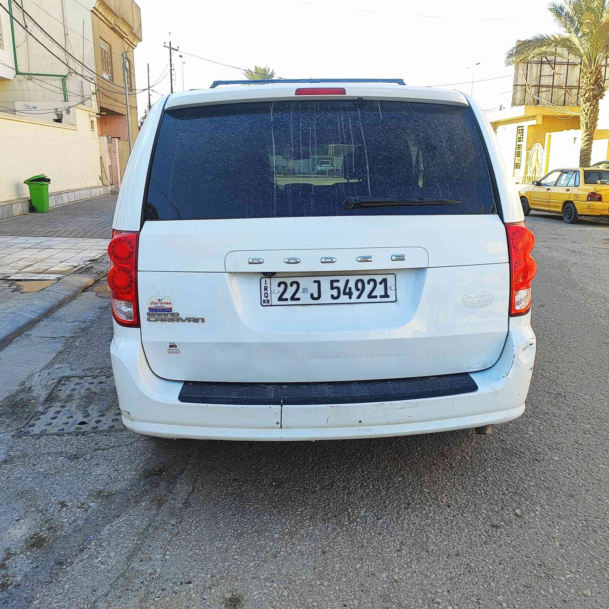 السلام عليكم دوج كرفان موديل 2018 مكينة 3600 مواصفات شاشه كامره خلفيه تحكم ستيرن  جهتين تبريد 3قطع سبعة 7 راكب كشن كهربائي شاشه قلاب حداديه خلفي امامي جديده كهربائية فول شغال تخم تاير رقم نكليزي سعر158 العنوان كربلاء ***********
