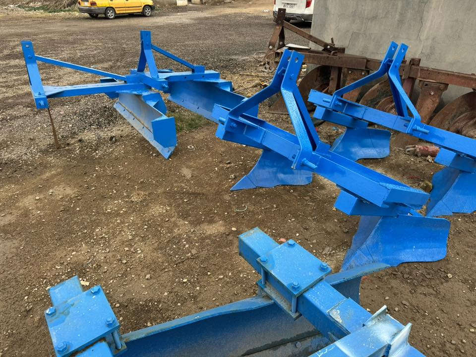 السلام عليكم شباب للبيع محموله كوبره جنح ثقيل مكفوله عل شغل.   او غراض مستخدمه معدلان او خراميش او رادمه.  او ديجرات.     شباب بقيت التفاصيل بل فديو.       ***********.   ***********
