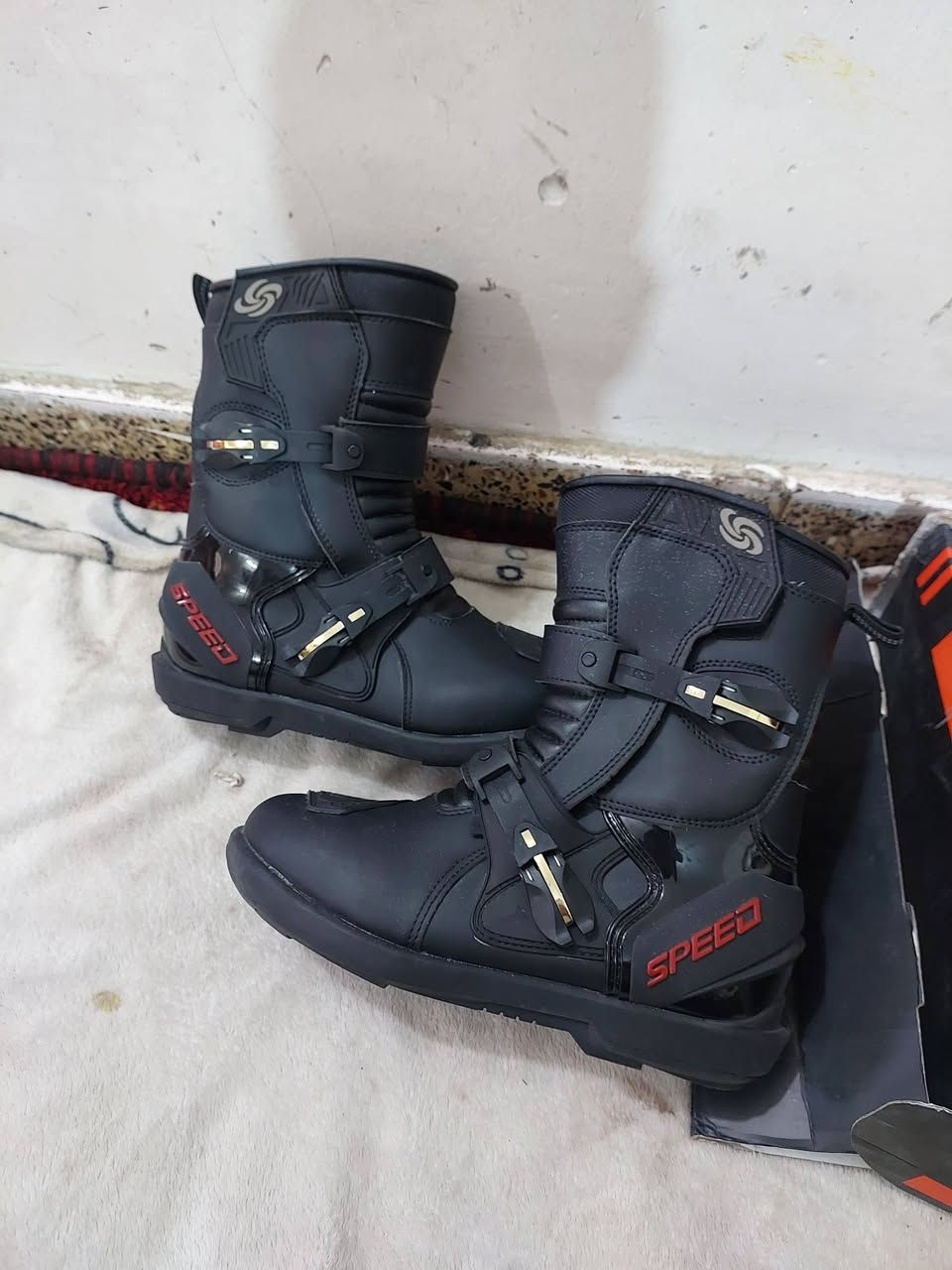 سيفتي دراجات بهل شكل شي راقي جديد ماملبوس قياس 43 ماركة عالمية اصلي سعر 45 الف توصيل موجود


**إذا كنت صاحب هذا الإعلان وتريد حذفه لأي سبب، رجاءا أرسل رسالة إلى الدعم الفني**