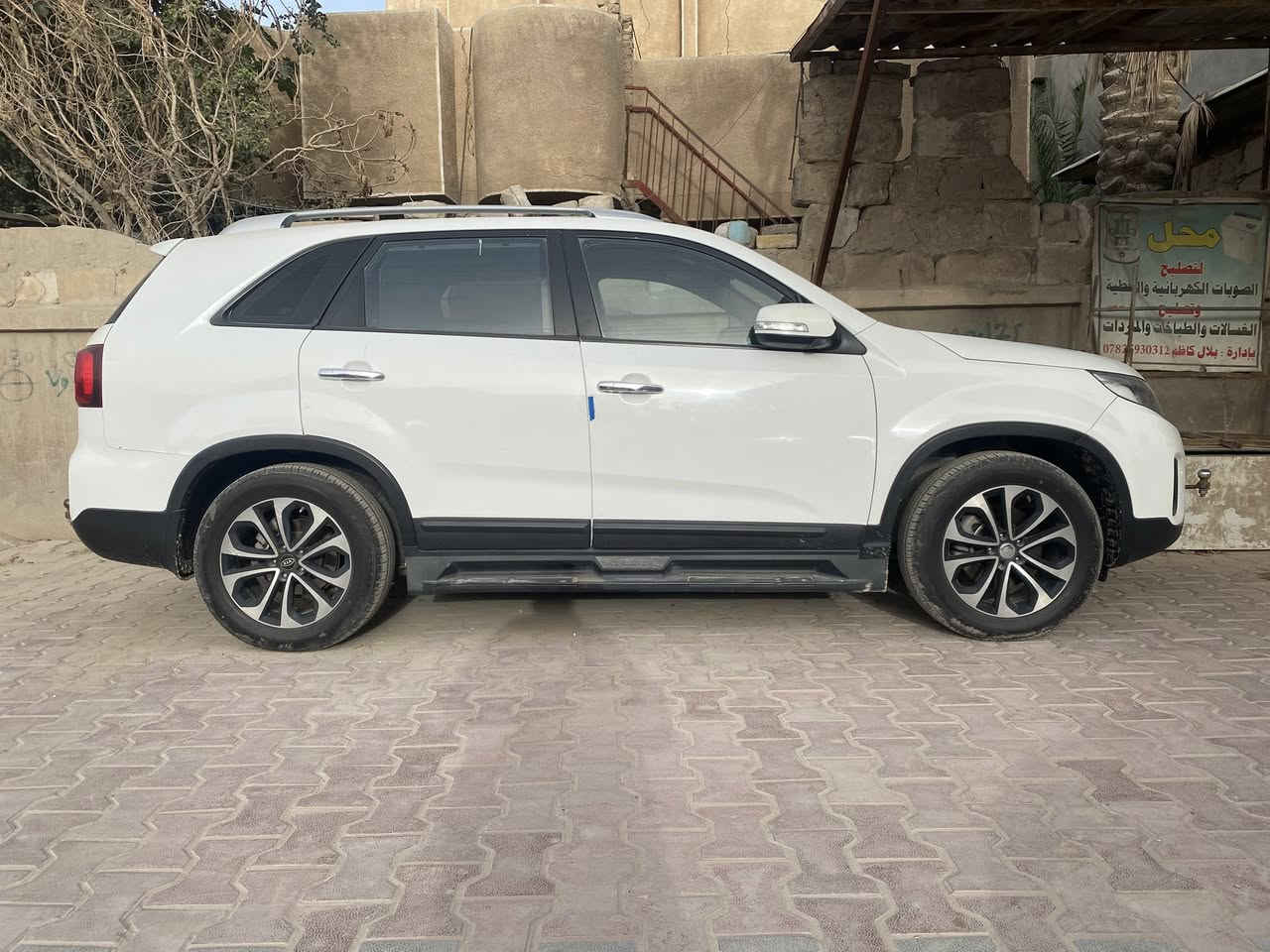 السلام عليكم...سورنتو أربيل موديل ٢٠١٤
المواصفات  ٤سلندر خليجي ٢٤٠٠حجم المحرك 
7 راكب تبريد 3 قطع سنويه ورقم جدد 
كفاله عامه
العنوان كربلاء الهنديه 
***********
السعر 168@
