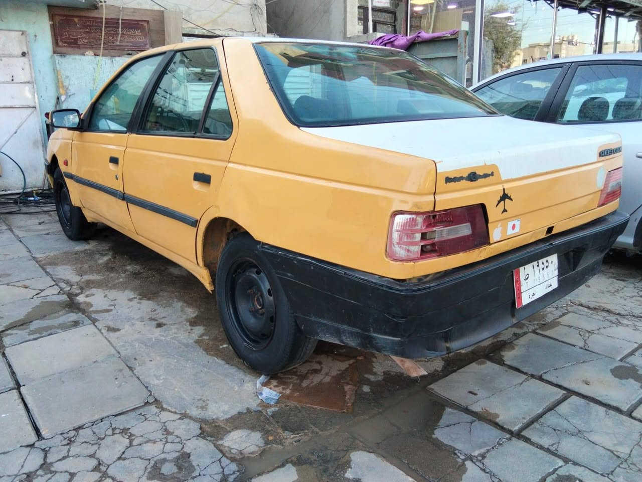 سلام عليكم 
بيجو GLX 
2010
السياره خير من الله 
السعر 17$
مكان بغداد مشتل 
الاستفسار.  ***********
