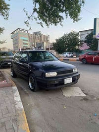 كولف موديل 1992 للبيع ‎محرك حاويه جديد 1800  ‎كير عادي  ‎تبريد شغال   ...