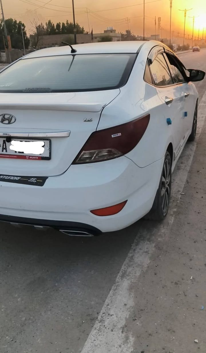 السلام عليكم
اكسنت موديل 2016 مكفوله ماعدا باب الامامي الأيمن مبدل اصلي يعني مو تجاري تبريد شغال تخم تاير نظيف رقم ذي قار انكليزي سنويه جديده هزه جديده

السعر 95 
***********
