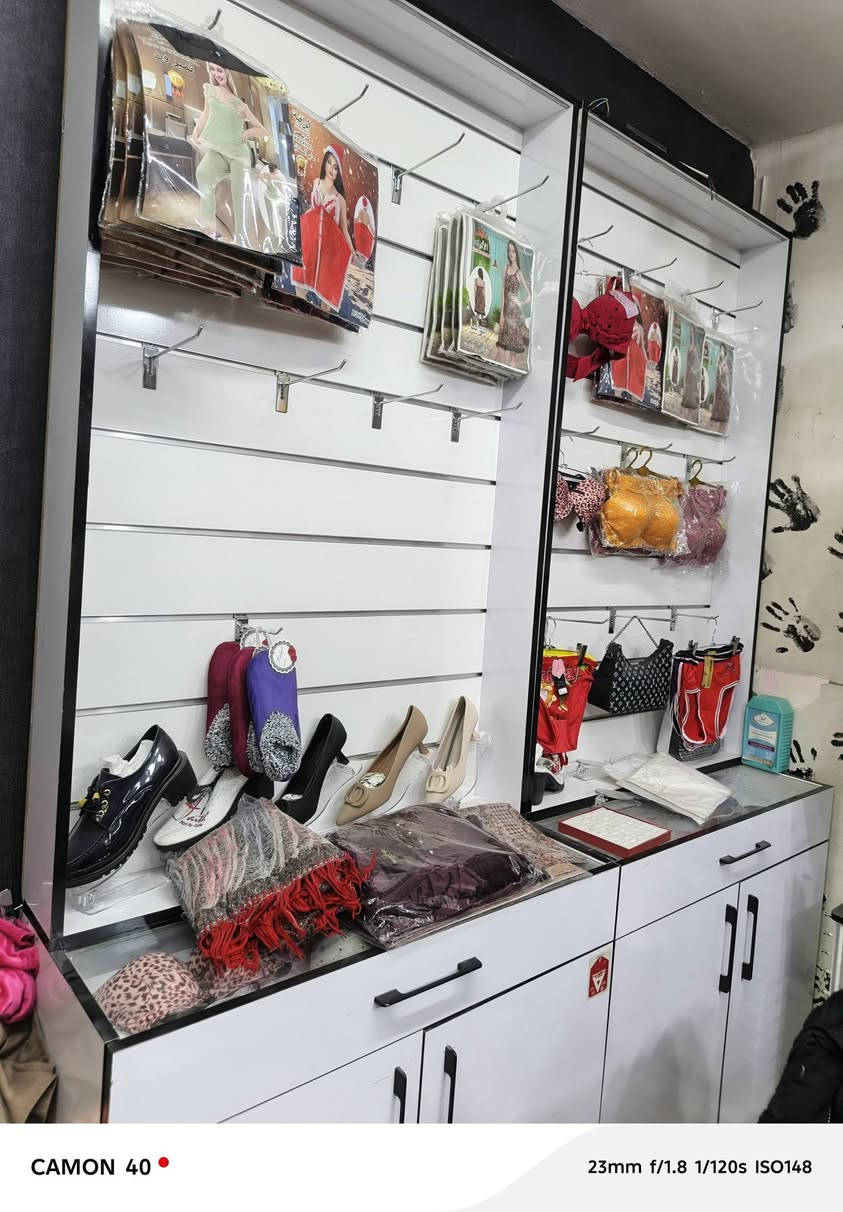 عندي تجهيز محل ستاندات ملكانات للبيع
الاستفسار الاتصال 📞📱
***********
