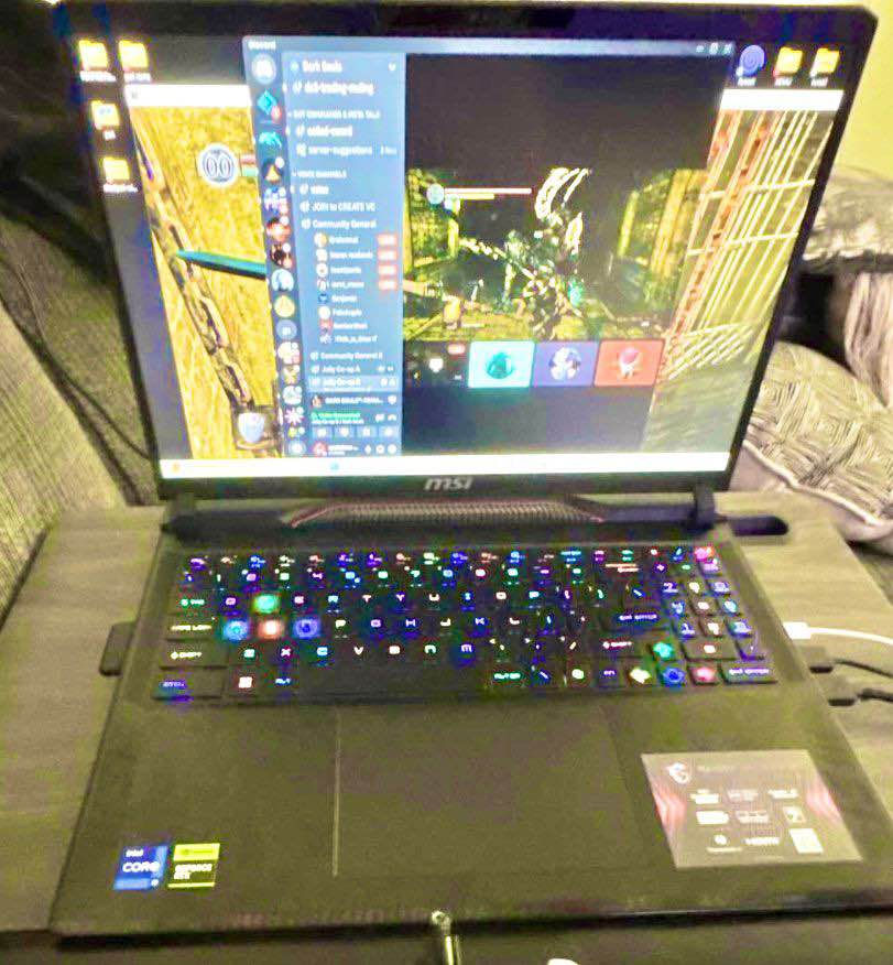 سلام عليكم 
لابتوب msi قليل الاستخدام صنع 2024 المواصفات هنا بالوصف و الصور

MSI GE68HX Raider 16" 144Hz FHD+
14th Gen Intel 24-Core i9-14900HX, 
GeForce RTX 4070, 32GB DDR5 RAM, 
1TB SSD, 
RGB Backlit, 
Wi-Fi 7, 
Windows 11 Home

السعر : 2,500,000 د.ع
مكاني دهوك دهوك, العراق


**إذا كنت صاحب هذا الإعلان وتريد حذفه لأي سبب، رجاءا أرسل رسالة إلى الدعم الفني**