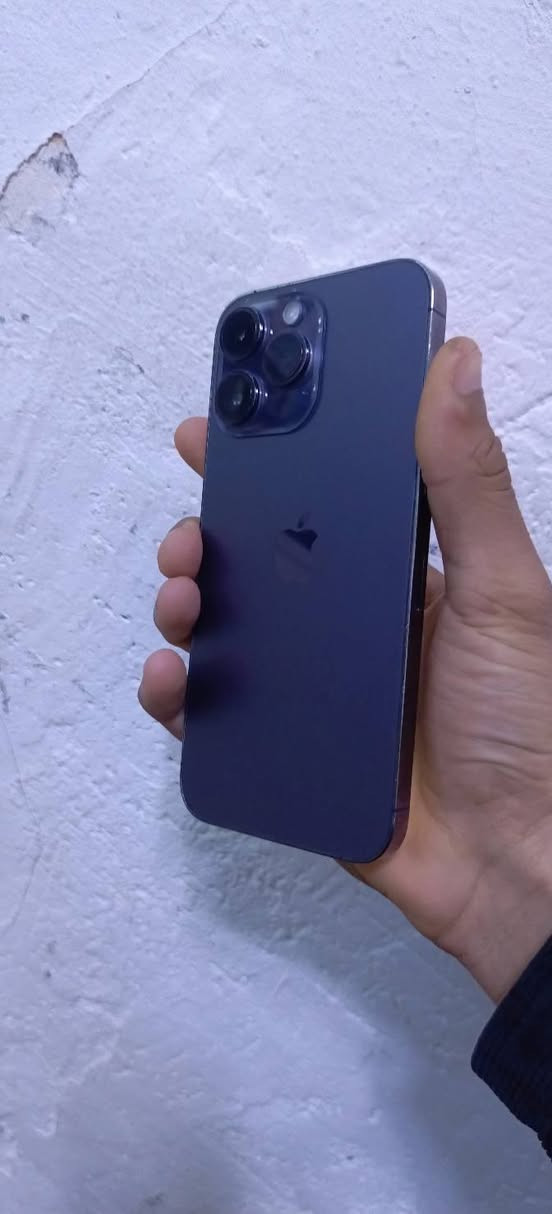 ب480  فقط
14 برو ماكس 
ذاكره 256 
باتري 87 
دبل خط 
مبدل شاشه وضهر فقط 
***********
***********
