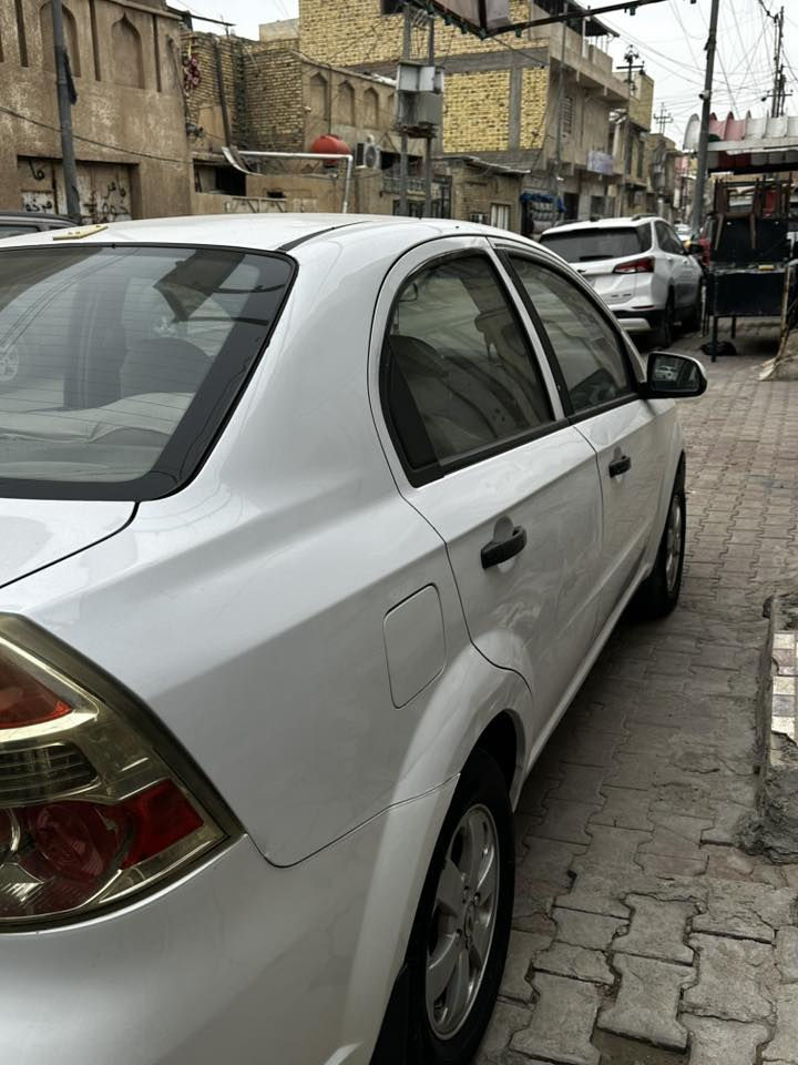 السلام عليكم افيو مديل ١١ بيها قطعتين بدلتهن ب ايدي الجاملغ ولباب وصبغ دوسه الجهه اليمنه سياره جاهزه من كلشي كير محرك تبريد تدفئه حداديه  سنويه ل ٢٧ رقم دولي سياره (جناي) السعر ٦٦ وبيها مجال بسيط 
***********
